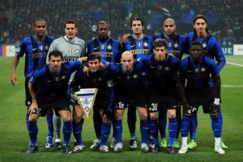 Inter de Milan 2006 | Football club, Inter milan, Milan