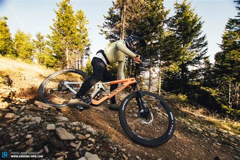 The Canyon Strive CFR – In our big 2023 enduro bike group test | ENDURO ...