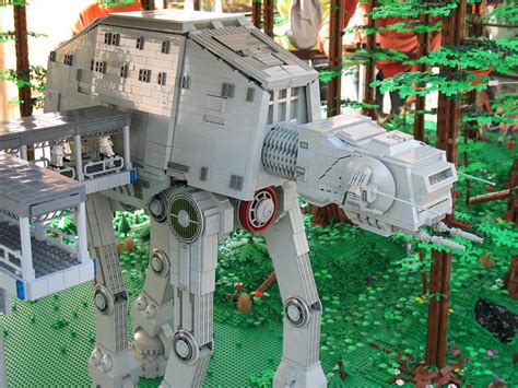 LEGO Star Wars Creations 4 - a gallery on Flickr