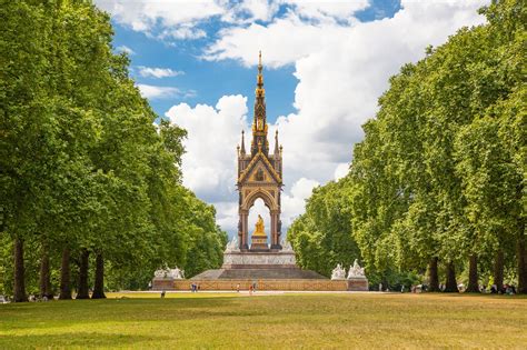 Hyde Park in London - Stroll Through a Historic Royal Park – Go Guides