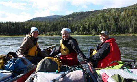 Women only canoe trip on the Yukon river with Frontier Canada Kayak ...