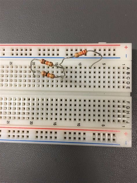 Instruction of Building a Simple Circuit : 6 Steps (with Pictures ...