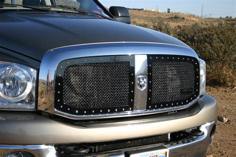 Status Grill Dodge - Custom Truck Accessories