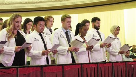 New students begin medical training at SIU School of Medicine