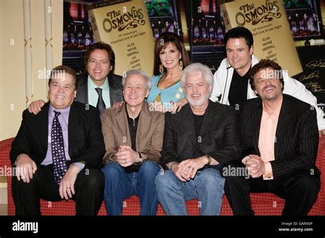 Singing family the osmonds donny hi-res stock photography and images ...