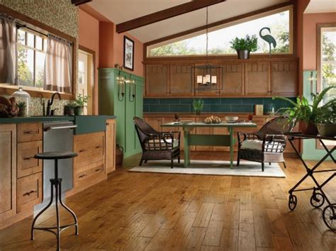 Hardwood Kitchen Floors | HGTV