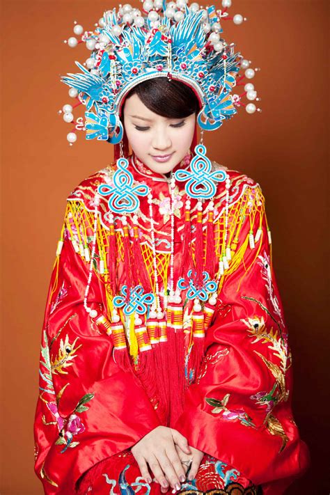 Incredible Compilation of 4K Traditional Dress Images: Over 999 ...