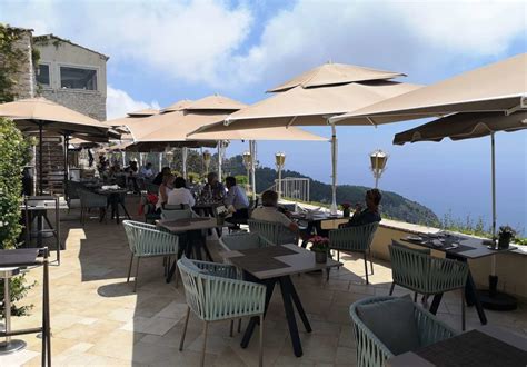 Les Remparts, à la Chèvre d'Or, restaurant Eze-Village - à l’assaut des ...