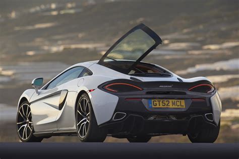 New Model Perspective: McLaren 570GT | Premier Financial Services