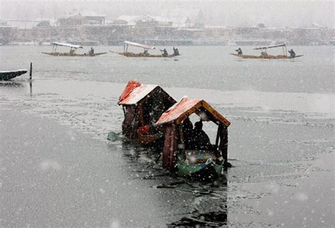 These Photos From Yesterday, Showing Srinagar’s First Snowfall Of The ...