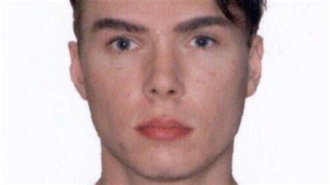 Luka Magnotta: Canada porn actor jailed for Jun Lin murder - BBC News