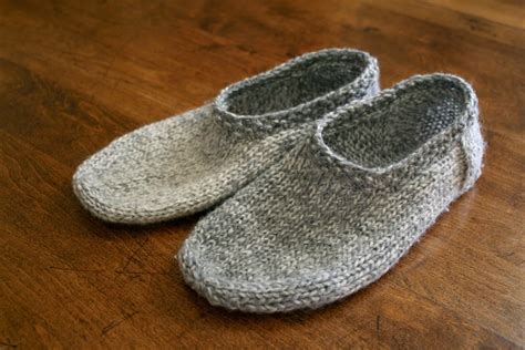 30 Free Patterns of Knitted Slippers | Guide Patterns