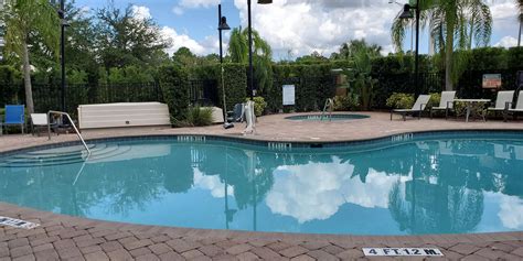 Hotel On International Drive Orlando | Holiday Inn Express & Suites ...