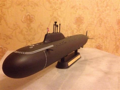 1:350 Russian Yasen class submarine complete model