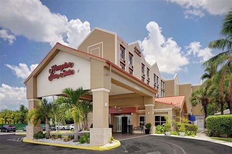 HAMPTON INN & SUITES FT. LAUDERDALE AIRPORT/SOUTH CRUISE PORT ...