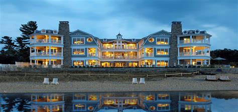 LeBear Resort: Luxury beachfront living in Glen Arbor, Michigan