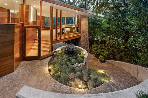 the tyler house, built by john lautner in 1950, hits the market in los ...