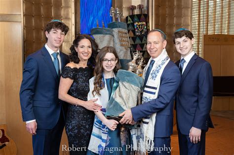 Rachel’s Bat Mitzvah | Robert Castagna Photography