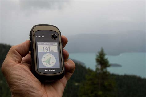 Garmin eTrex 32x Review | strong contender for the outdoors!