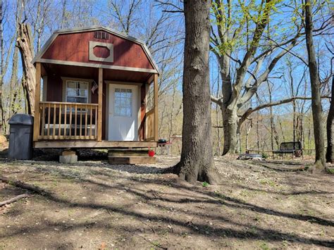 Cabins at Rainbow Farms tiny cozy "Peace" cabin - Tiny houses for Rent ...