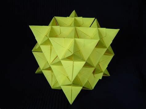 3D Koch Snowflake (Trimodule) - Origami by Michał Kosmulski