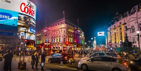 Piccadilly Circus - London by night | Roland Bogush | Flickr