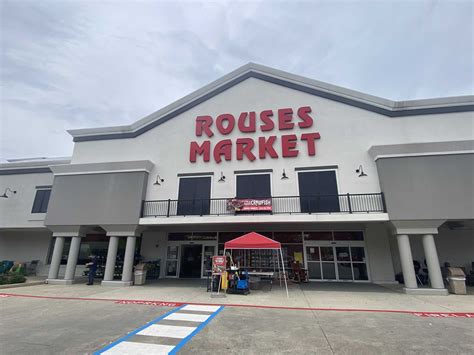 The Newly Renovated Rouses Market on Highway 22 in Mandeville :: So ...