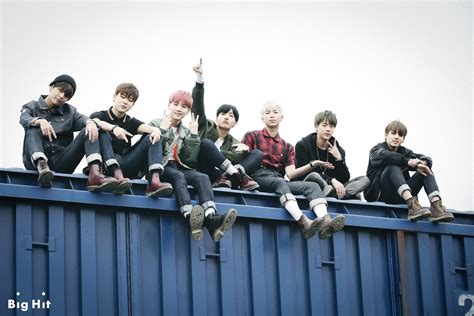 BTS makes a comeback with "I NEED U" MV