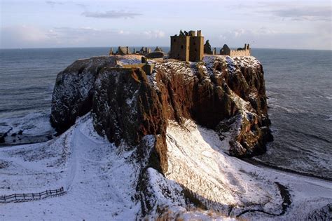 Ruins of Dunnottar Castle in Scotland : r/pics