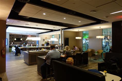 Airport Lounge Reviews