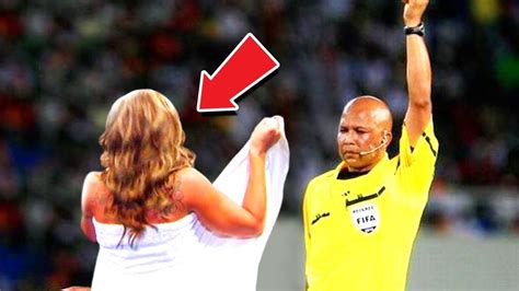 20 WEIRDEST AND FUNNIEST REFEREE MOMENTS EVER YOU MUST SEE - YouTube