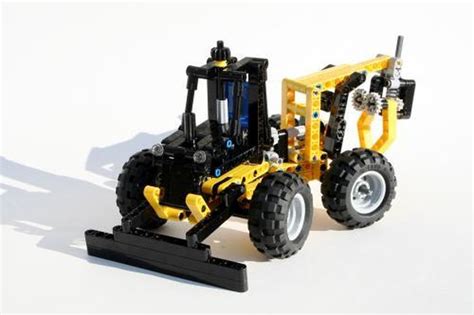 LEGO MOC Mini Skidder by thirdwigg | Rebrickable - Build with LEGO