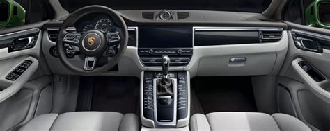 2021 Porsche Macan Interior | Porsche Mechanicsburg