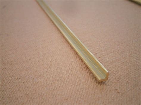 Brass Angle 1/4" x 1/4" x 1/16"