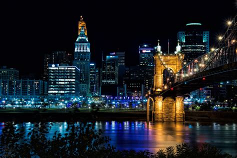 Cincinnati skyline-John A. Roebling Suspension Bridge | jhumbracht ...