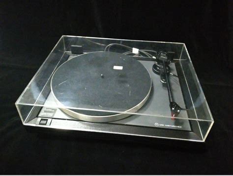 Linn Axis Turntable, Audio, Other Audio Equipment on Carousell