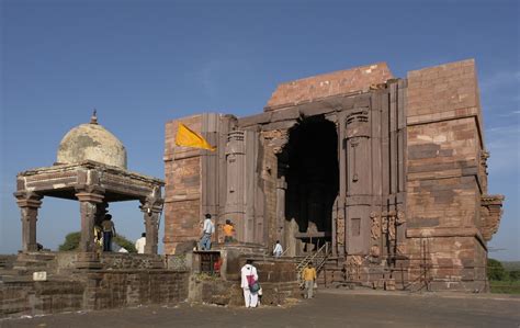 Destination of the week : Bhojpur Mandir,Bhopal - Blissful Geeta