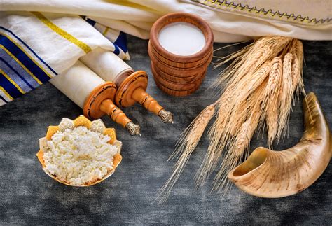 Shavuot (Pentecost): The Festival of Weeks - CBN Israel