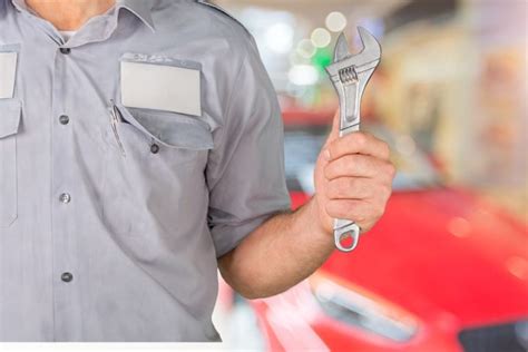 How Can an Auto Mechanic School Actually Improve Your Skills? - WyoTech