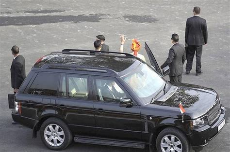 Republic Day Parade 2020: PM Narendra Modi Arrives in a Range Rover ...