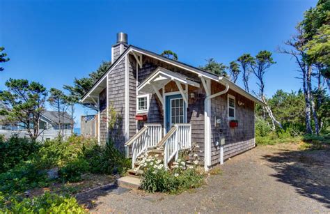 15 Best Vacation Rentals In Oregon (Airbnbs, VRBOs, and More!) - Follow ...