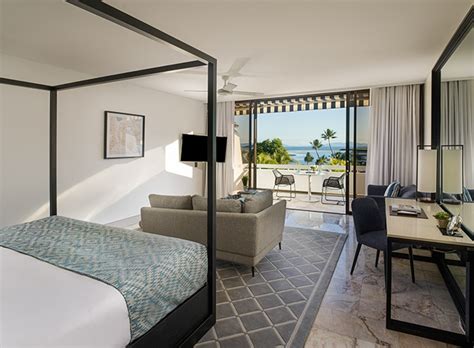 Luxury Lagoon Ocean View Room | Intercontinental Hayman Island Resort