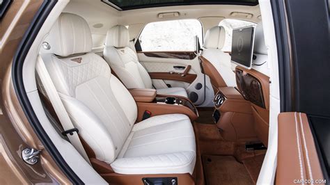 Bentley Bentayga | 2017MY | Interior, Rear Seats