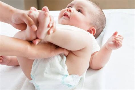 6 Home Remedies To Stop Loose Motion In Babies