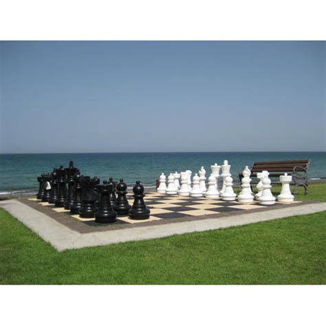 Giant Lawn Chess Set - Giant Outdoor Chess Set Manufacturer from New Delhi