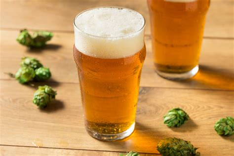 The 9 Best IPAs to Drink in 2022