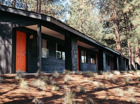 Housekeeper at Columbia University's LOGE Camps in Bend, Oregon ...