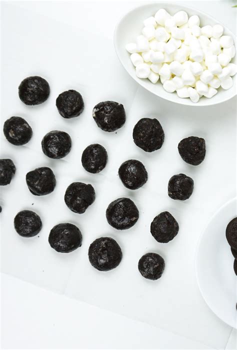 oreo-lumps-of-coal-41 | Bijoux & Bits