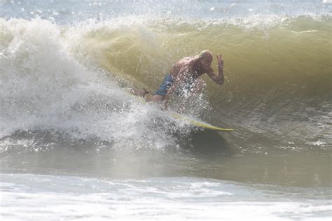 Folly beach Surfing - Gallery | eBaum's World