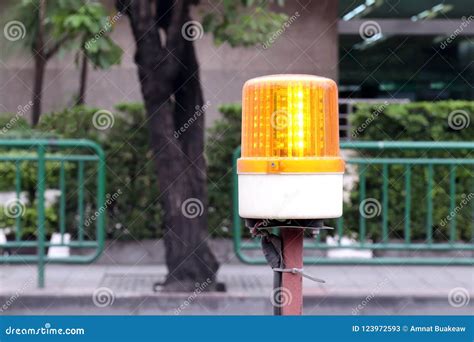 Flashing Beacon Lights for Road Works Safety, Warning Lights for ...